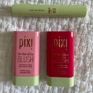 PIXI by Petra blush and mascara set!
